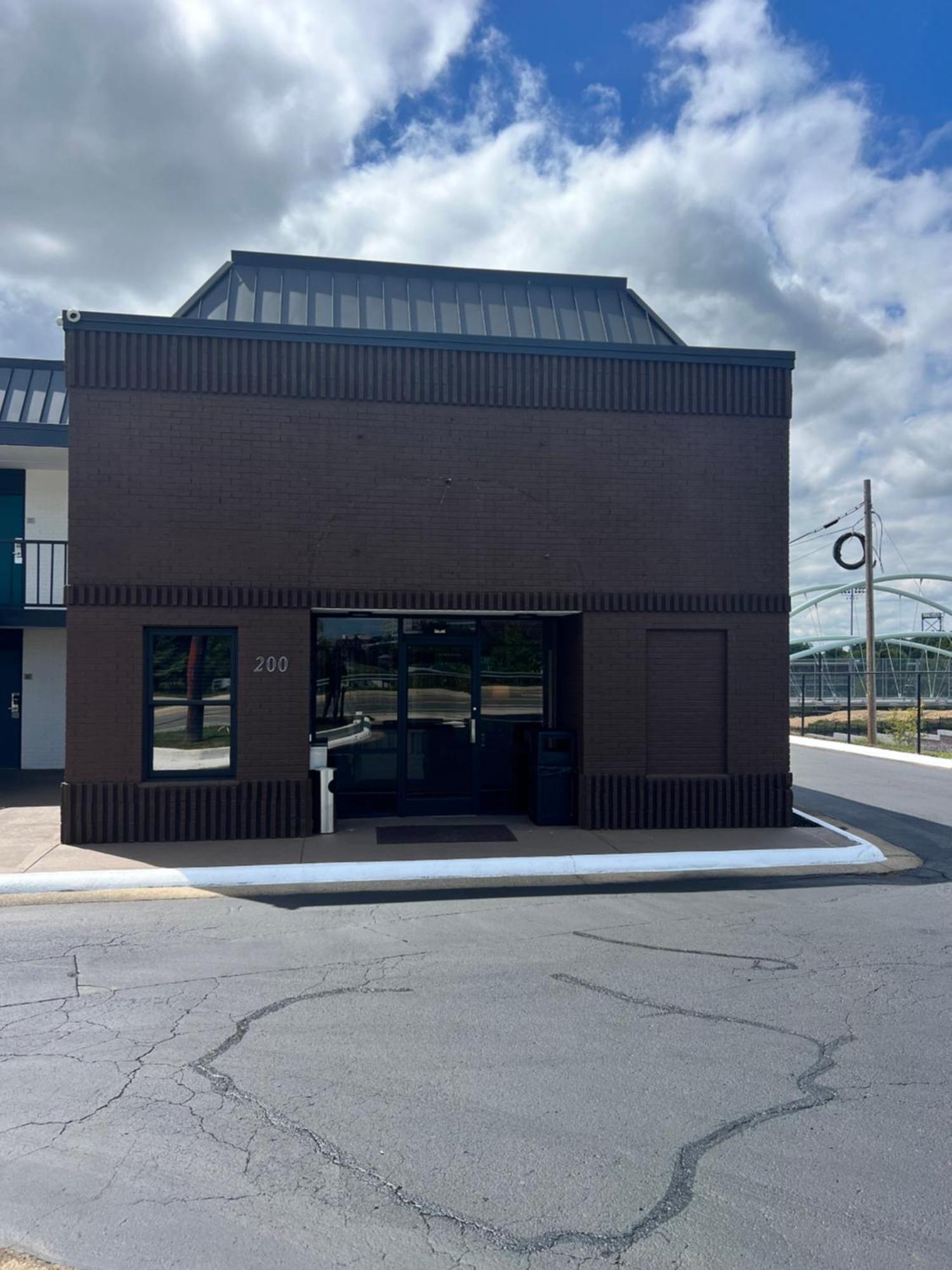 Dayspring Inn & Suites Winston-Salem Exterior photo